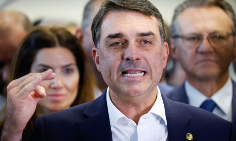 Flávio Bolsonaro (1)