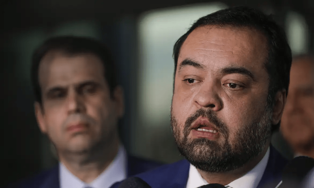 Endereço ligado a Castro é alvo da PF em nova fase de operação sobre a Refit