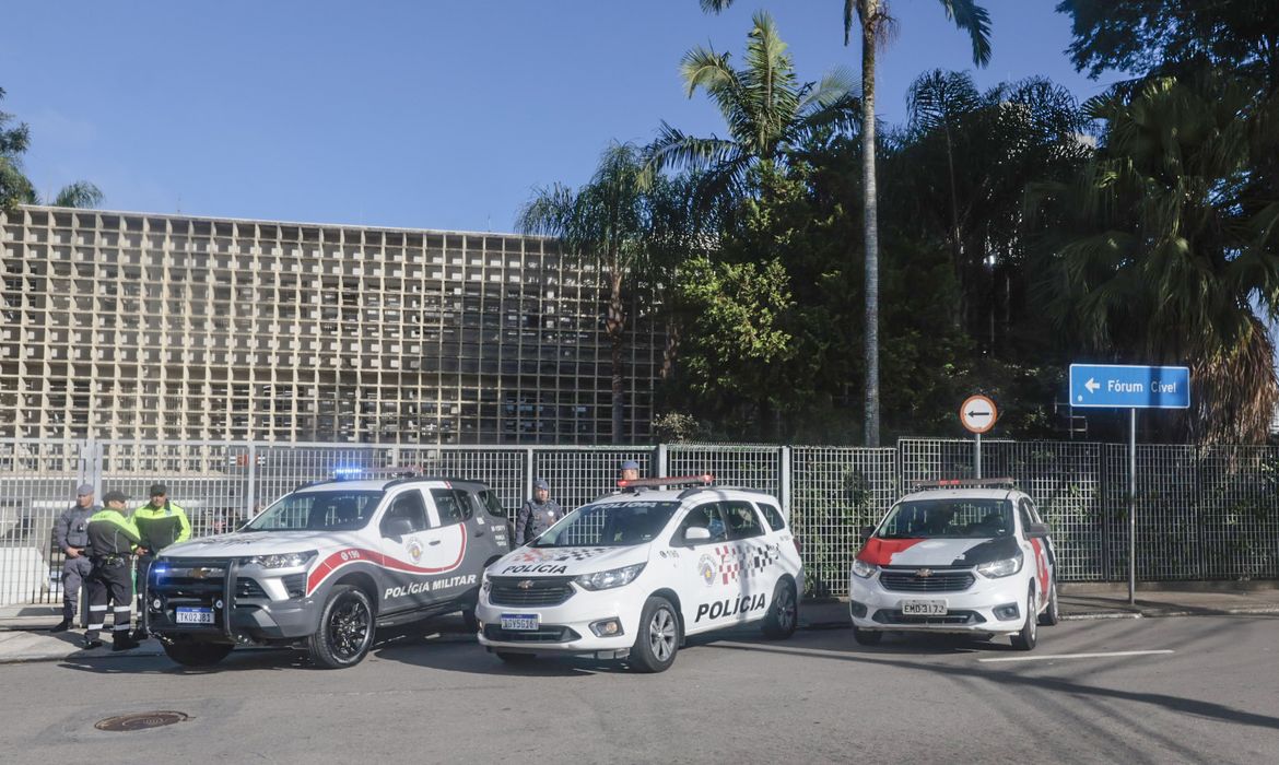 ‘Por que tiraram o meu pai de mim?’: viúva do caso Gritzbach revela pergunta diária do filho
