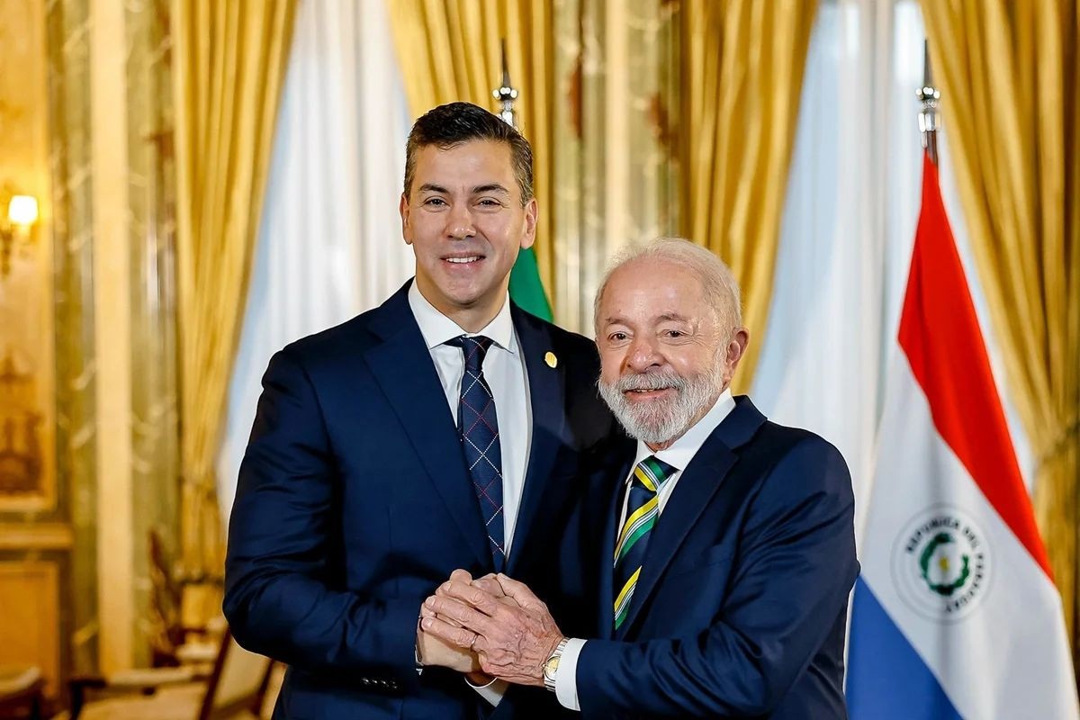 Paraguai convoca embaixador do Brasil por falas de Lula sobre guerra