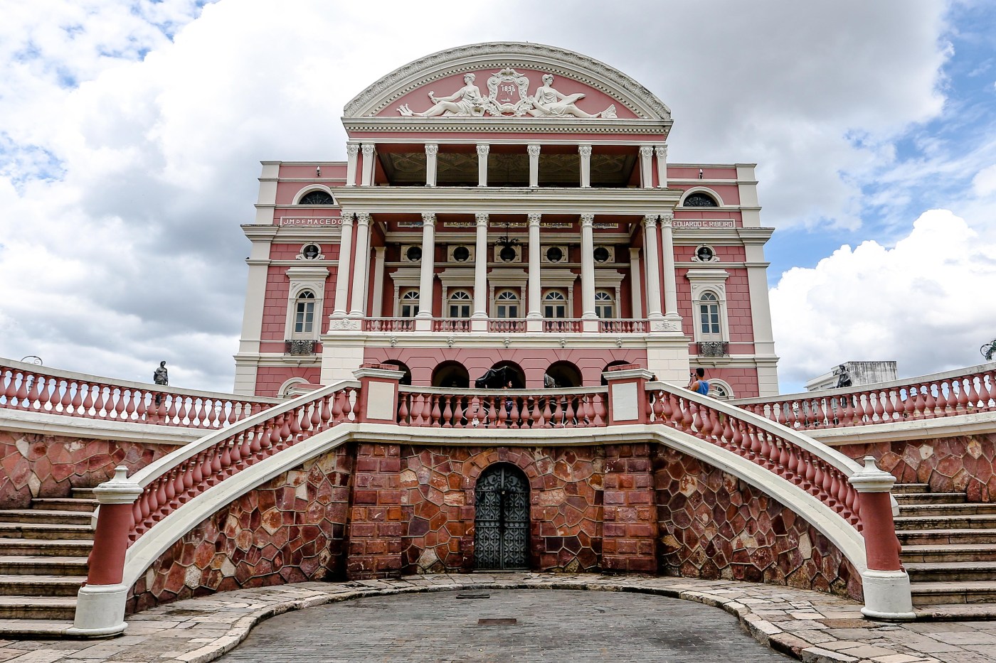 Unesco reconhece teatros de AM e PA como Patrimônio Mundial Cultural