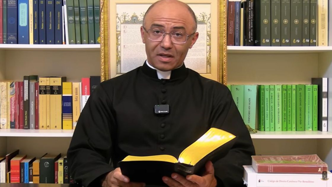 Françoá Rodrigues Figueiredo Costa, padre excomungado pelo Vaticano