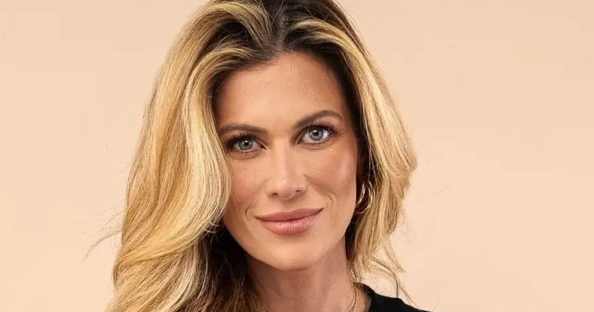 Fãs do BTS inscrevem Pietra Bertolazzi como mesária após influenciadora criticar o grupo
