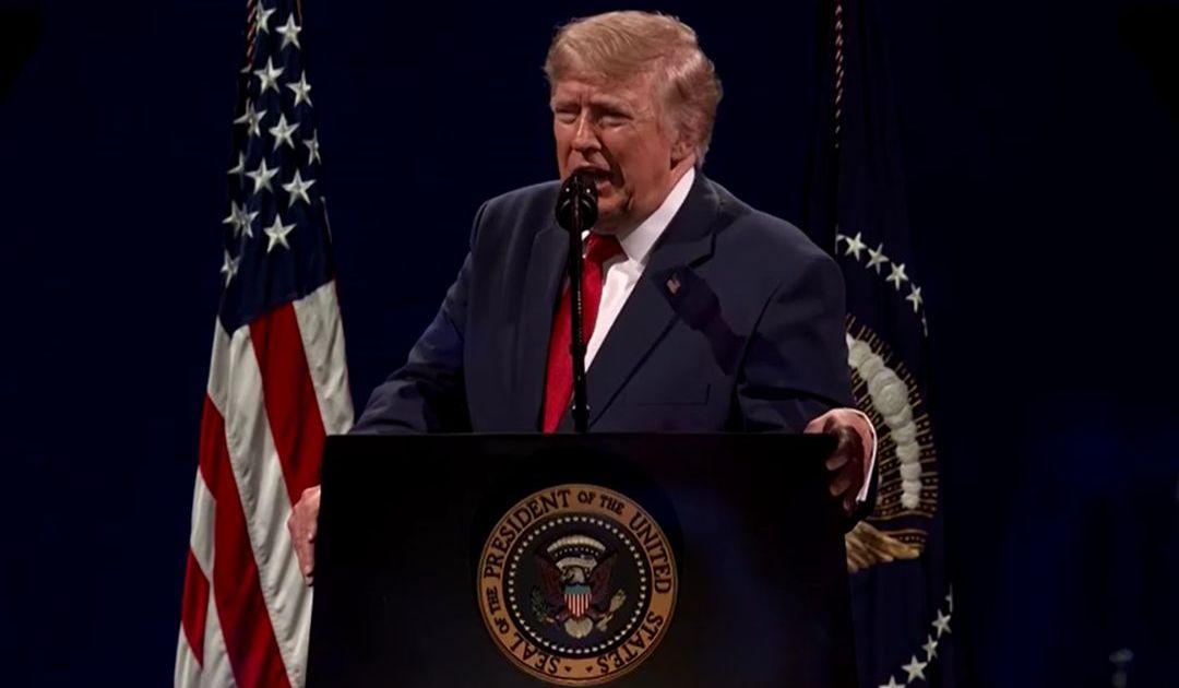 Trump chama opositores de ‘comunistas’ e diz que ‘arrasou’ Irã em discurso de 250 anos dos EUA