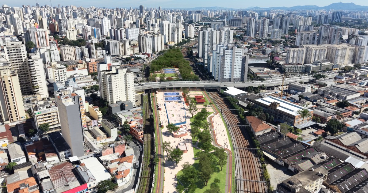 Tarcísio recebe posse da área da Favela do Moinho; veja imagens do futuro parque