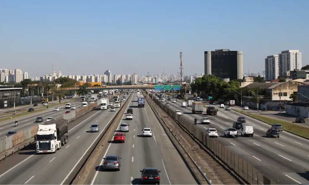 Rodovia Dutra, em São Paulo.