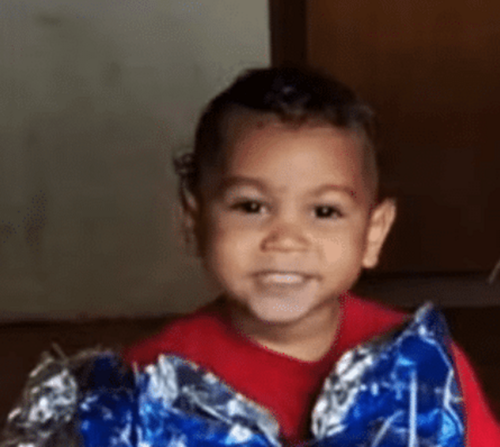 Mãe é liberada pela Justiça a deixar cadeia para acompanhar velório do filho no RS