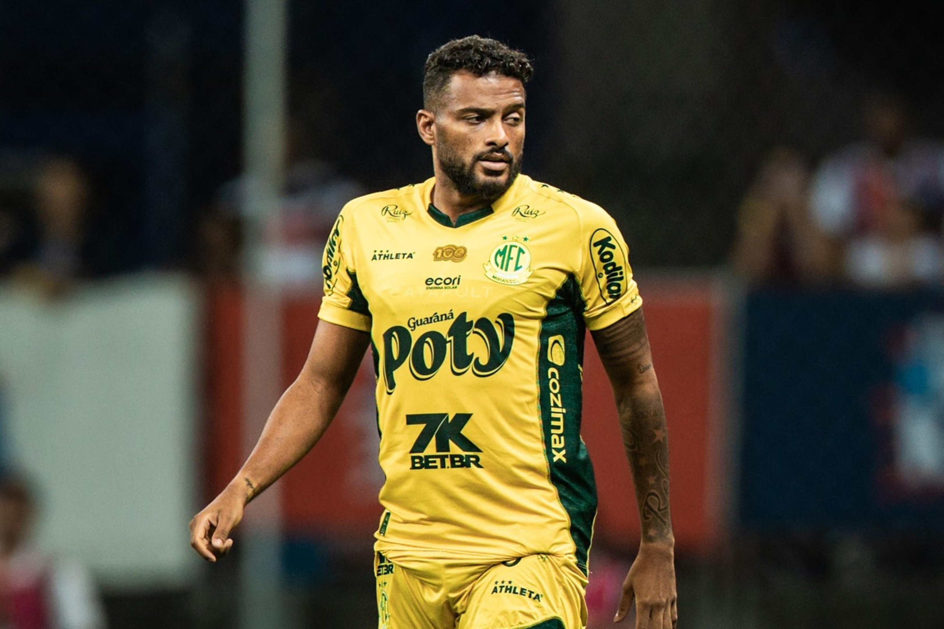 Cusparada na Vila: desrespeito e um velho problema do futebol