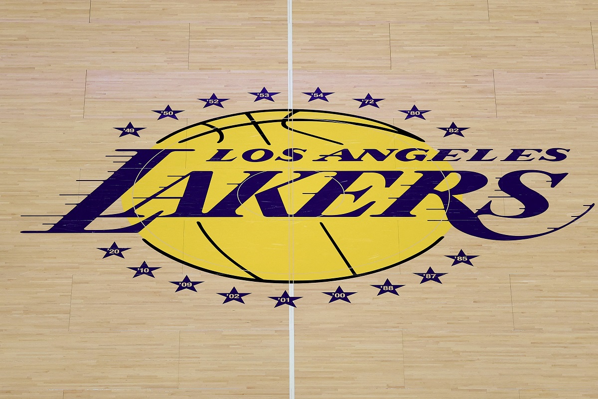 Lakers será vendido por R$ 62 bi para empresário envolvido em polêmica da Fifa