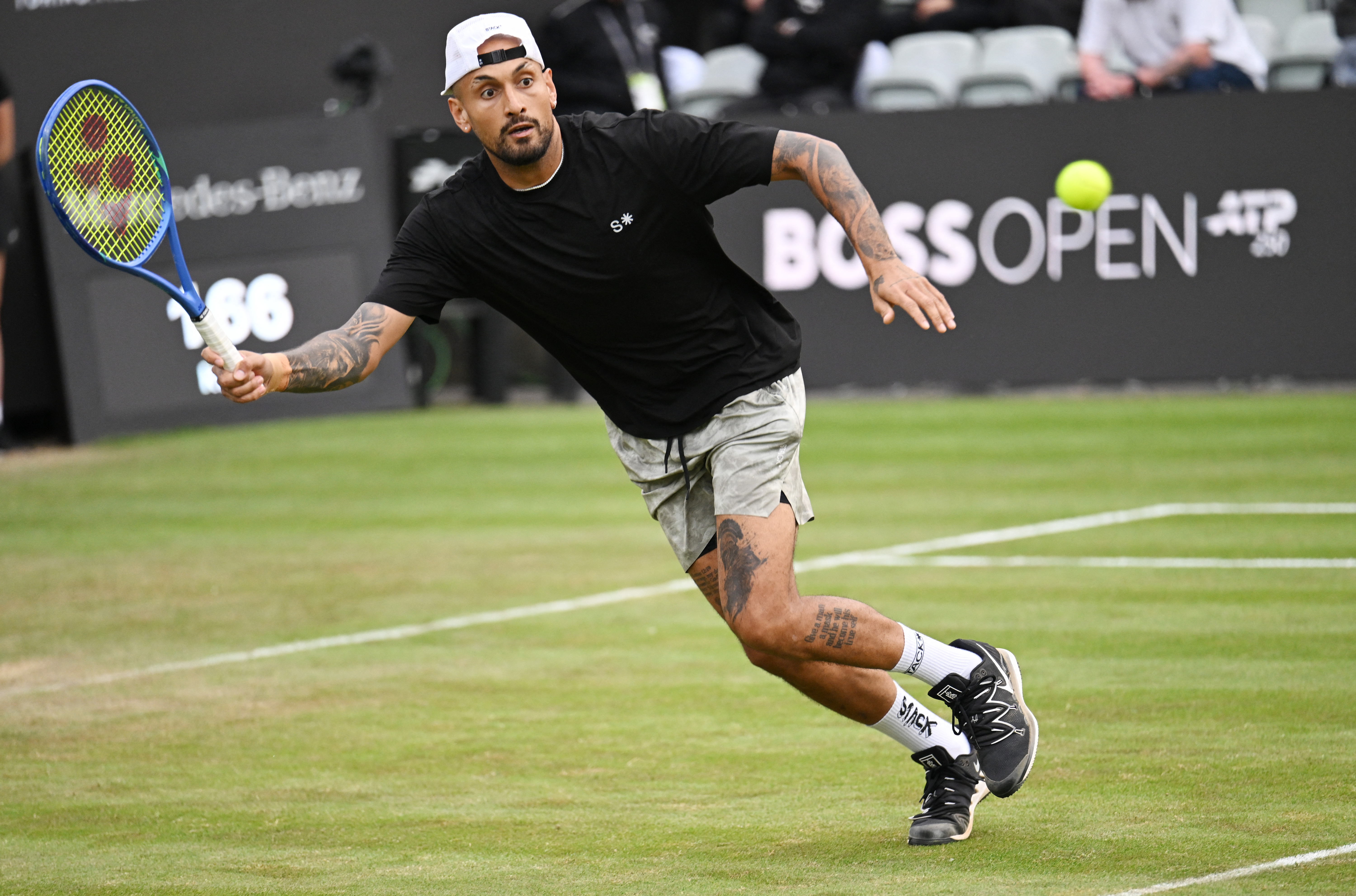 Kyrgios é suspenso do tênis após ser pego no antidoping por uso de cocaína