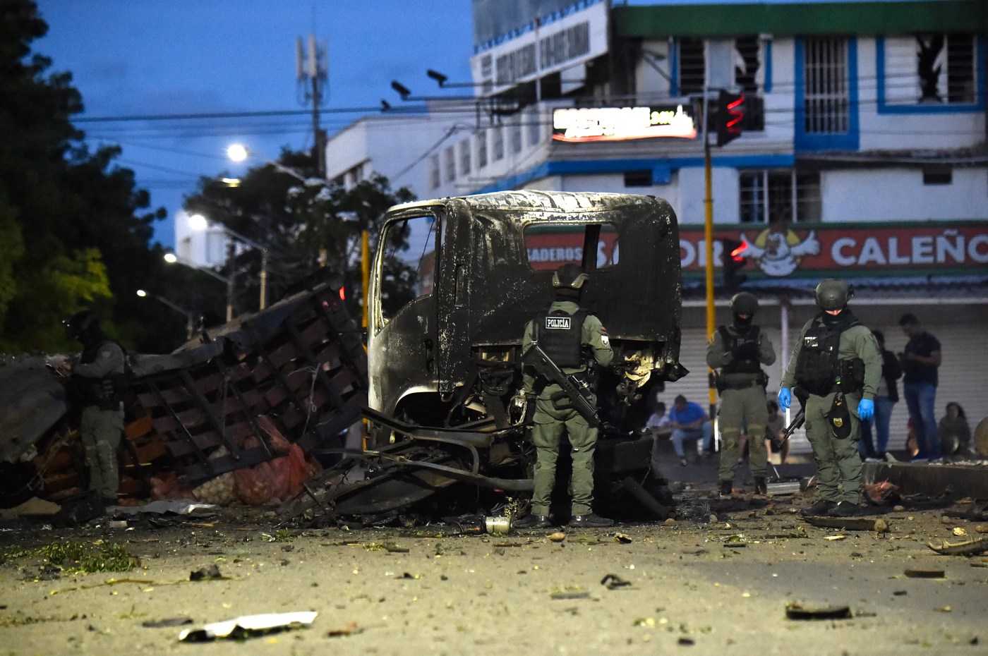 Caminhão-bomba explode na Colômbia dias antes da posse de Abelardo de la Espriella