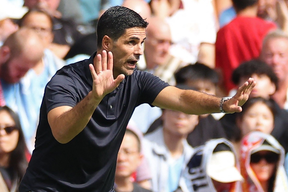 Arteta admite que Arsenal não deve contar mais com dois brasileiros
