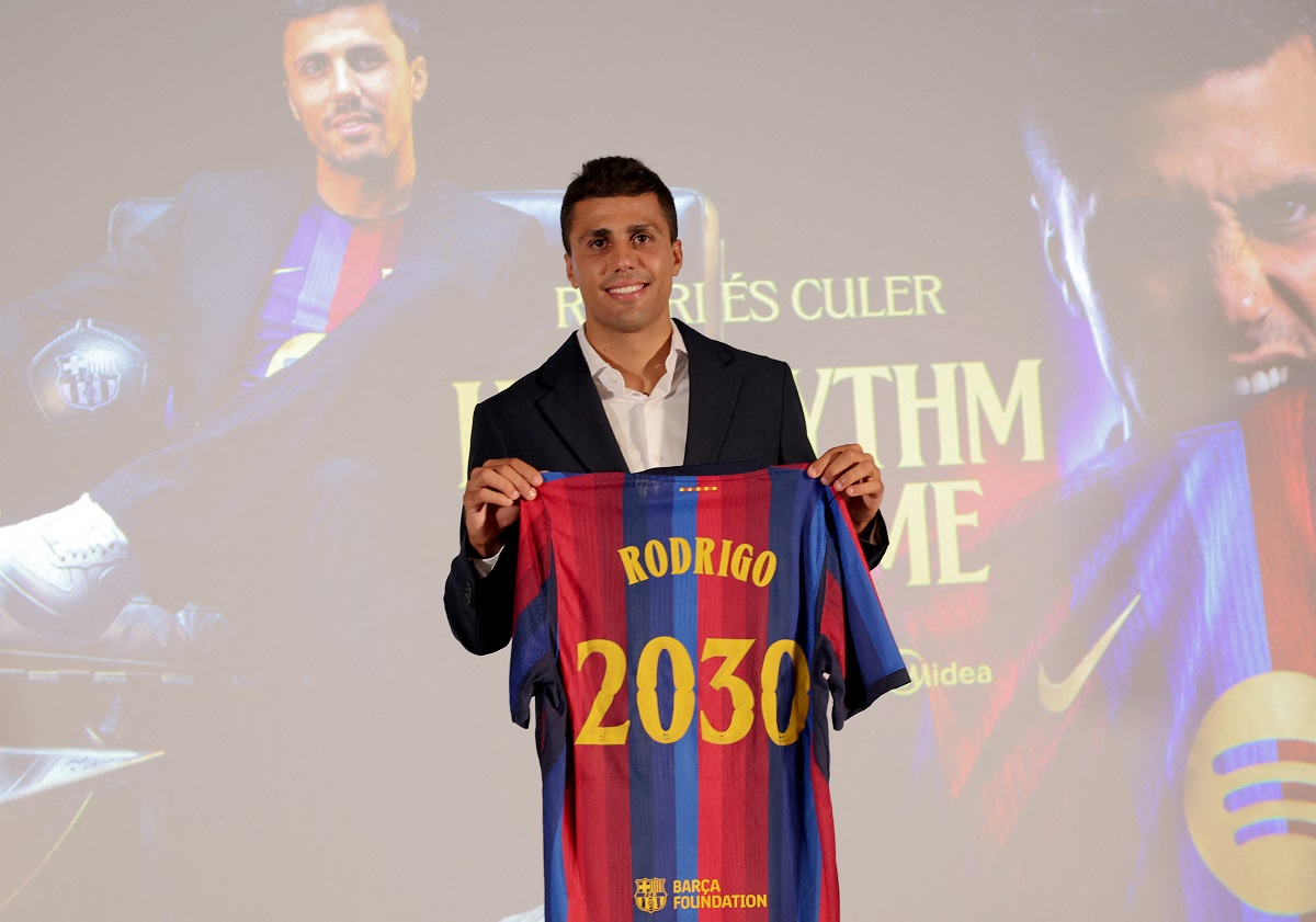 Barcelona anuncia contratação de Rodri, melhor jogador da Copa