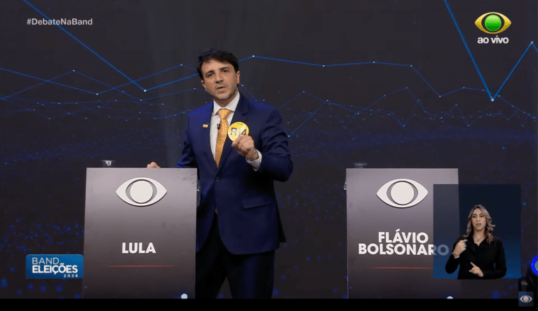 Renan Santos critica Lula durante debate presidencial