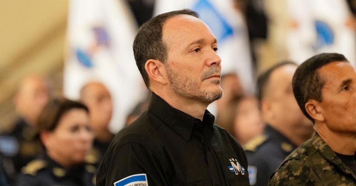 Ministro de El Salvador defende política de Bukele durante congresso da Fiesp em SP