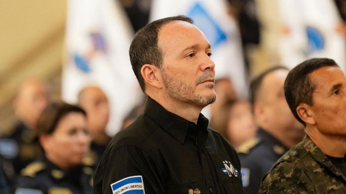 Ministro Gustavo Villatoro
