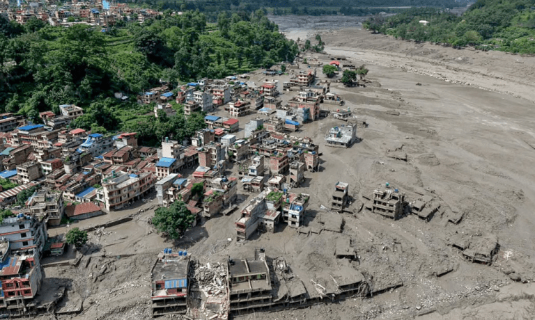 Inundações deixam mortos e desaparecidos no Nepal