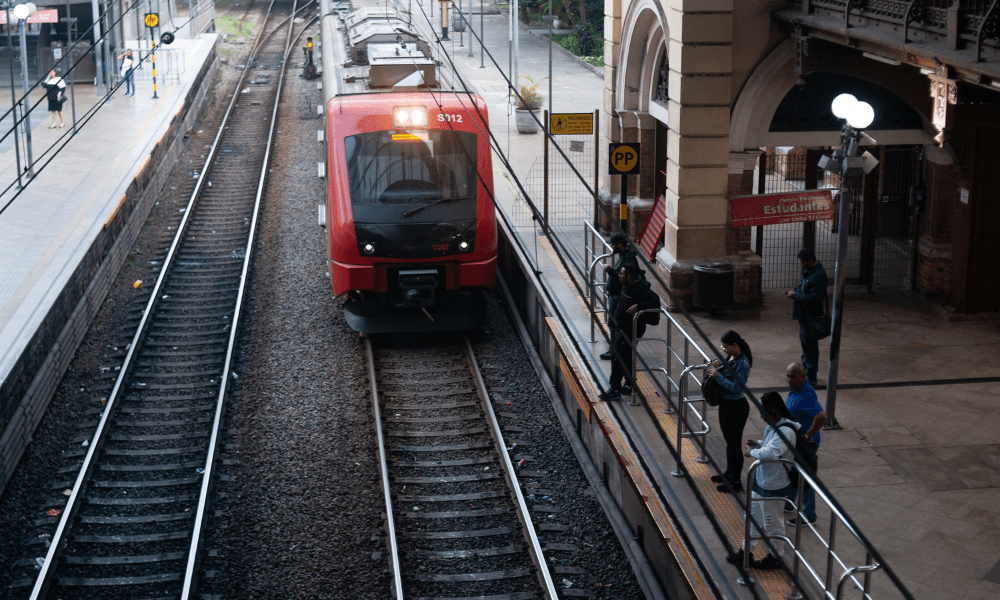 Metrô antecipado, trens reforçados: veja esquema montado durante greve na CPTM