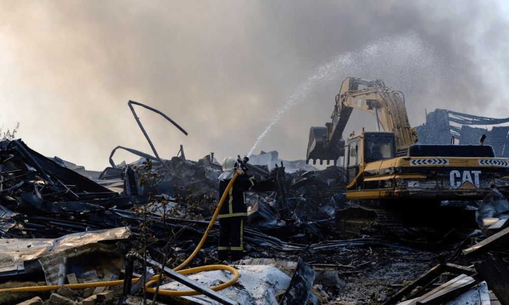 Ataques russos em Kiev deixam ao menos 17 mortos após bombardeios com mísseis