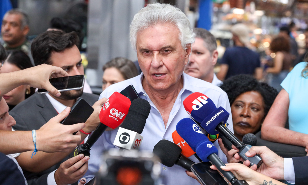 Caiado muda discurso e diz ser a favor do fim da escala 6×1