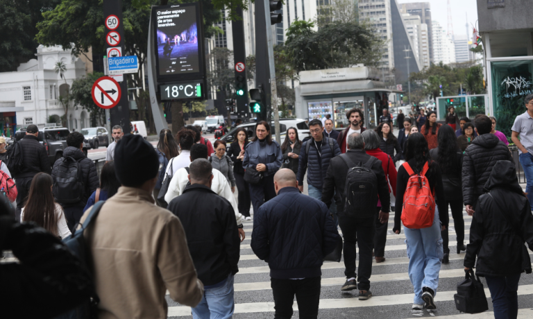 SP começa semana com tempo frio, mas tendência é de temperatura subir