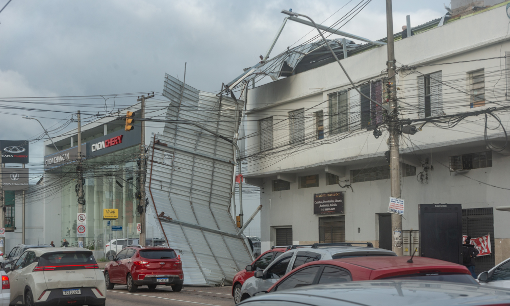 Ciclone extratropical provoca morte no RS e deixa Sul e Sudeste em alerta