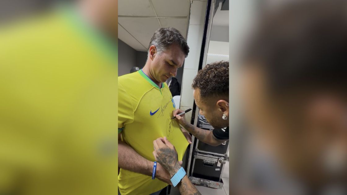 Flávio Bolsonaro e Neymar