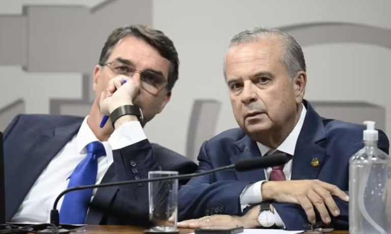 Flávio e rogério marinho