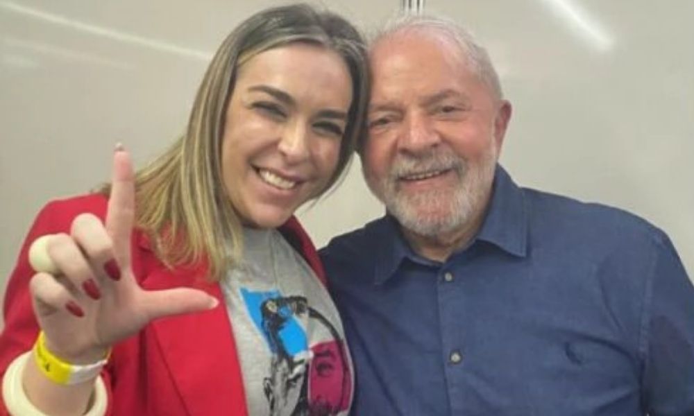 Lula diz que fotos com Roberta Luchsinger não indicam relação pessoal