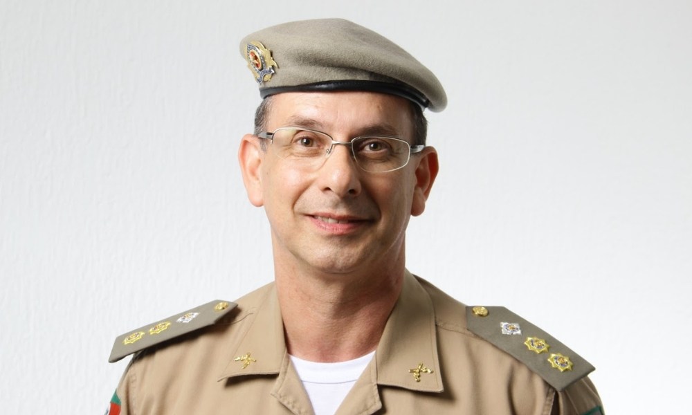 Aroldo Medina, vice de Renan Santos na disputa à Presidência de 2026.