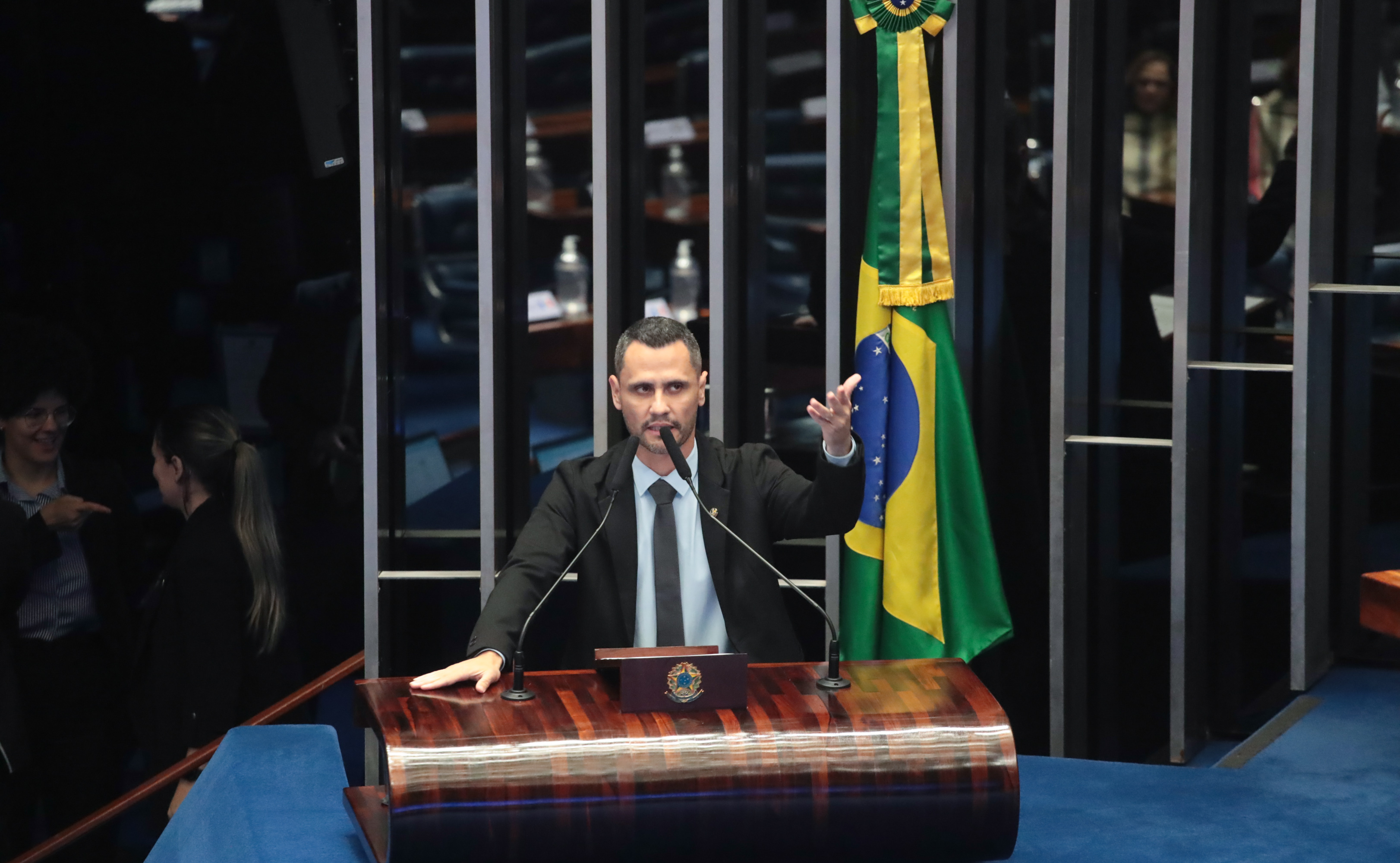 Em nova reviravolta, Cleitinho anuncia que disputará o governo de Minas Gerais