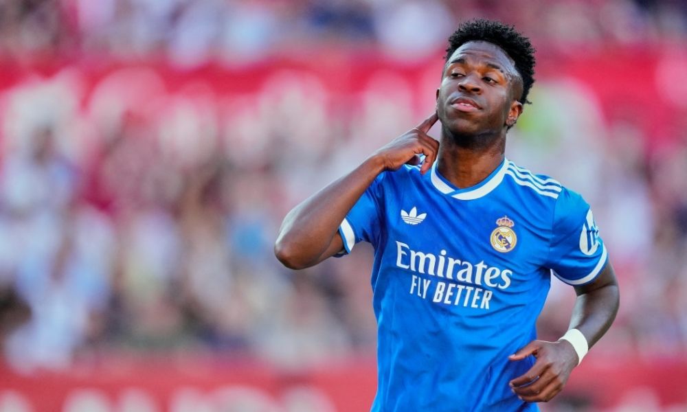 Vinicius fica até 2032, com renovação milionária