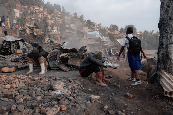 Incêndio em escola na RD Congo deixa ao menos 26 crianças mortas