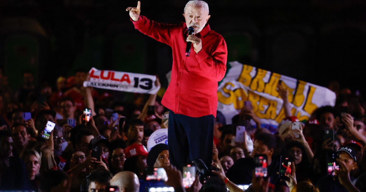 Lula diz que família Bolsonaro ‘fica de quatro’ para os EUA; veja vídeo