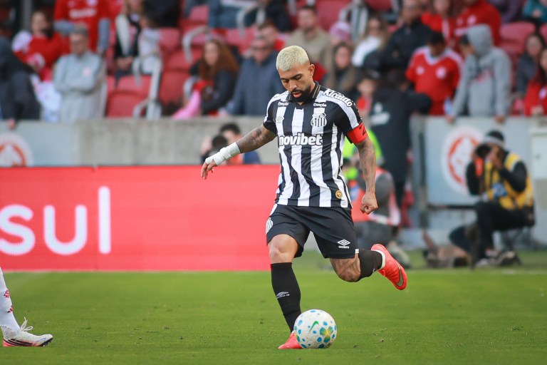 Gabigol e jogo do Santos x Internacional