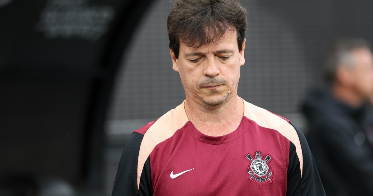 Corinthians joga mal contra o Flu, perde mais uma com Diniz e fica perto do Z4