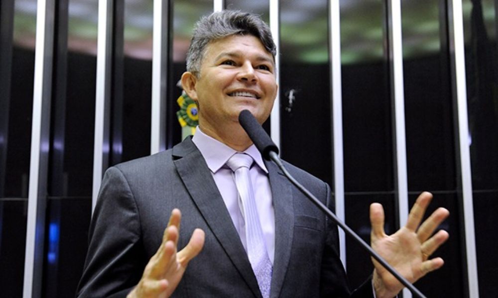 Em MT, candidato bolsonarista diz em áudio vazado que seu eleitor ‘bebe detergente’