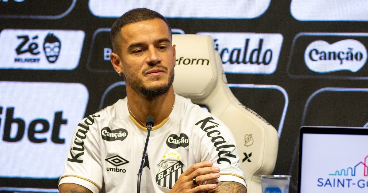Coutinho é apresentado no Santos e elogia Neymar