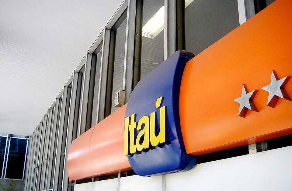 Itaú investe na Simile, startup de IA que simula comportamento humano