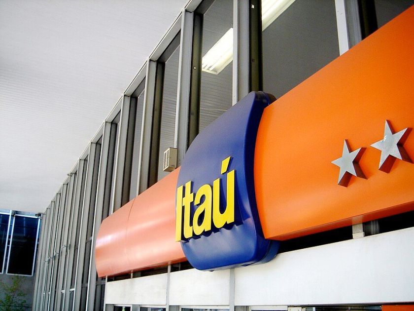 Itaú investe na Simile, startup de IA que simula comportamento humano