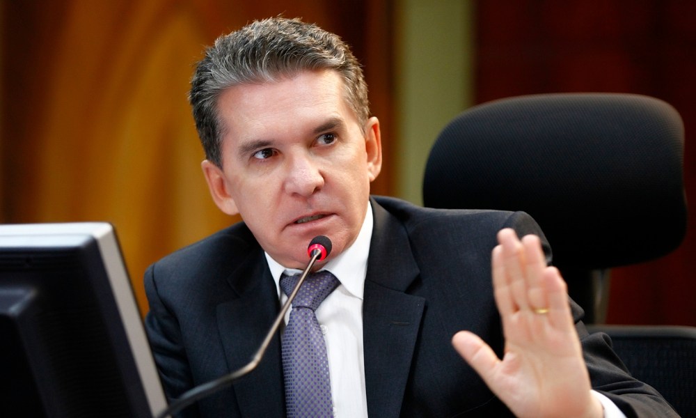 Decisão de presidente do Tribunal de Contas de MT provoca reação de conselheiros