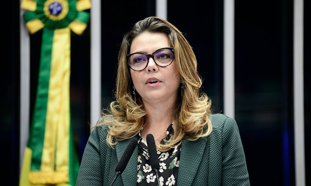 Medalista olímpica, Leila do Vôlei tenta reeleição ao Senado pelo DF
