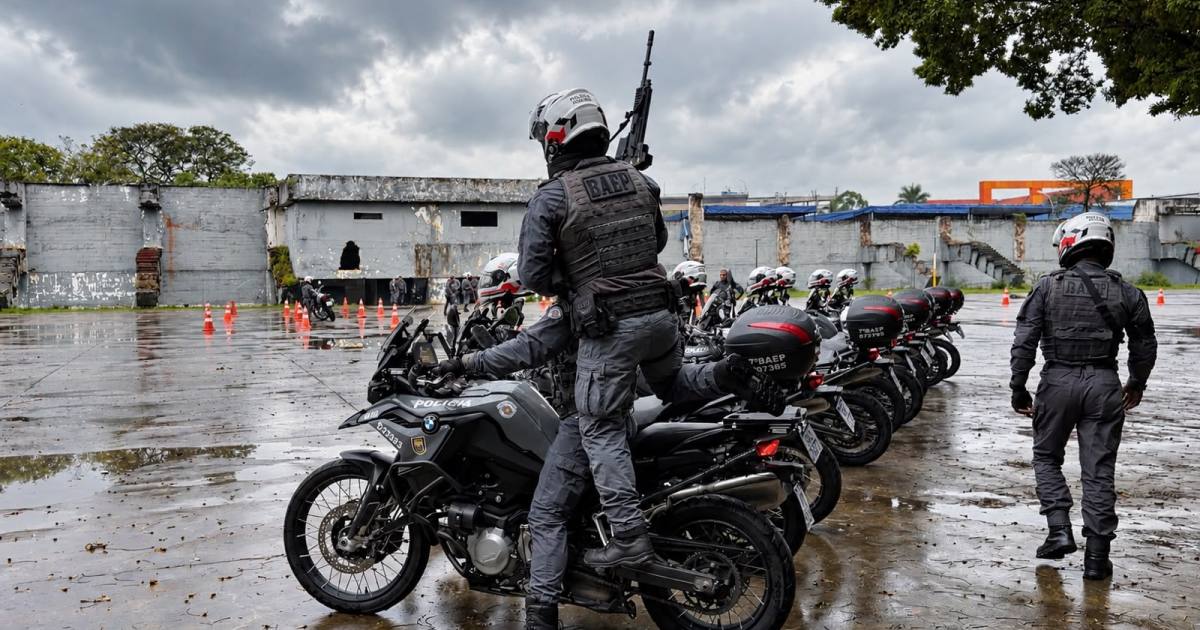 Primeiro dia de operação do novo batalhão da PM resulta em prisões no centro de SP