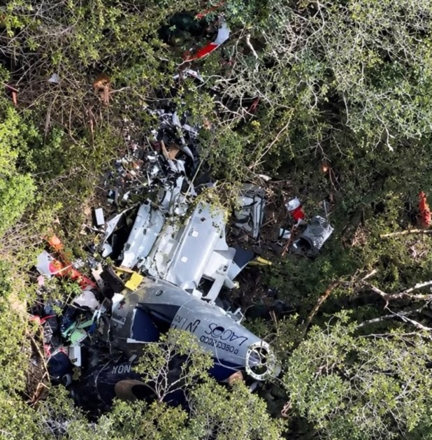 Veja destroços do helicóptero que caiu com cantor Rick | Jovem Pan