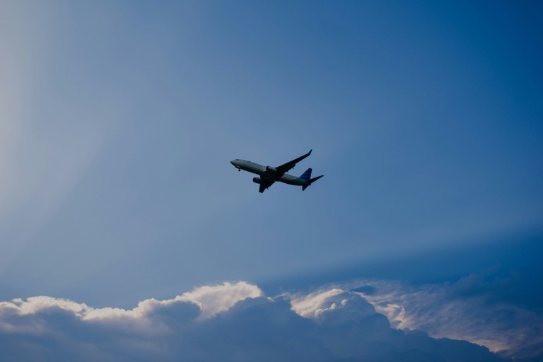 Avião
