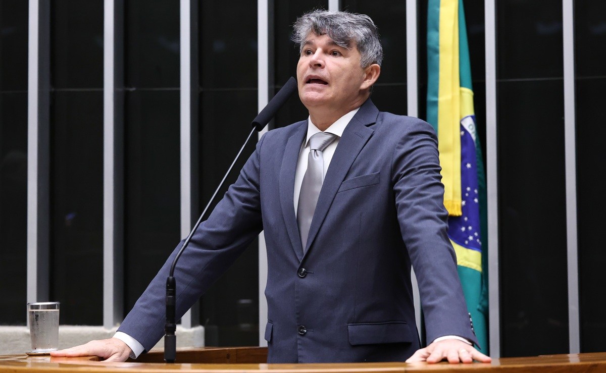 TRE barra uso de ‘Zé do Bolsonaro’ e Medeiros reforça apoio do ex-presidente