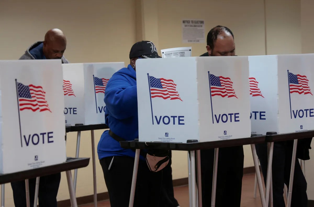 Eleições nos EUA registram recorde de quase 48 milhões de votos antecipados