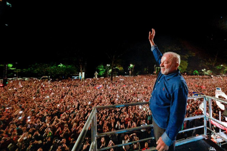 Presidente Lula agradece eleitores em São Paulo após ser reeleito