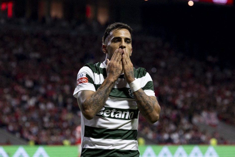 Rodrigo Zalazar, do Sporting CP, comemora seu gol durante a partida entre SC Braga e Sporting CP pela Liga Portugal Betclic 2026/27, no Estádio Municipal de Braga, em Braga, Portugal, em 9 de outubro de 2026.