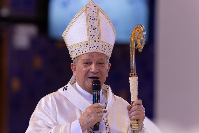 SP - SAO PAULO, DIA DE NOSSA SENHORA APARECIDA - GERAL - SP - APARECIDA - 12/10/2026 - SAO PAULO, DIA DE NOSSA SENHORA APARECIDA - Dom Mario Antonio da Silva, rcebispo de Aparecida, celebra a missa solene em homenagem a Nossa Senhora Aparecida, padroeira do Brasil, nesta segunda-feira (12), na Basilica do Santuario Nacional de Nossa Senhora Aparecida, em Aparecida, cerca de 170km da capital de Sao Paulo Foto: Joisel Amaral/AGIF 12/10/2026 - Foto: JOISEL AMARAL/AGIF - AGÊNCIA DE FOTOGRAFIA/AGIF - AGÊNCIA DE FOTOGRAFIA/ESTADÃO CONTEÚDO
